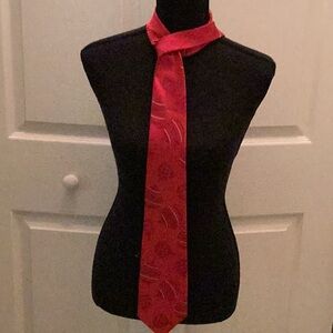 🎄NWOT Fun “ Holiday “ Colorful Tie Makes Perfect Gift 🎄